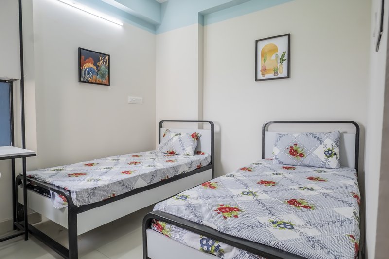 2 BHK bedroom